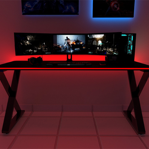 LOW-END DESKS