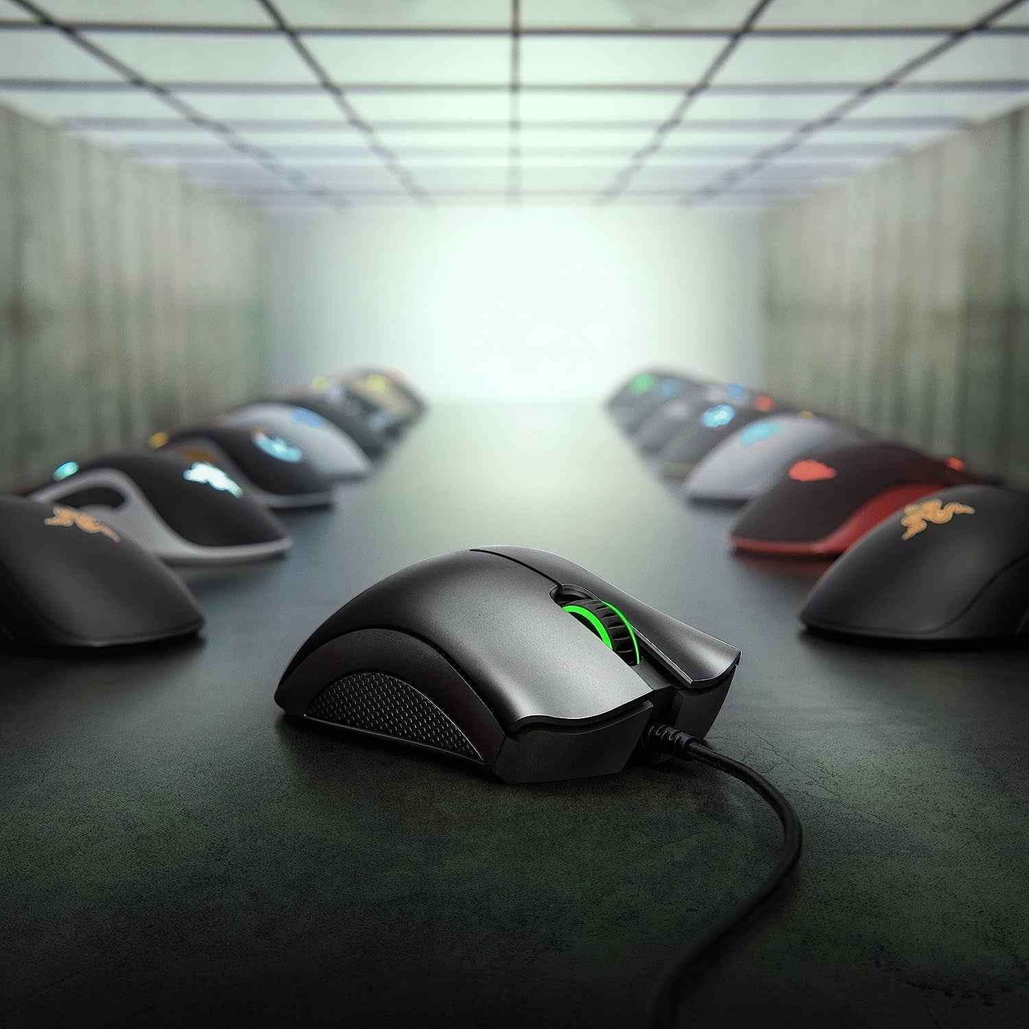Deathadder Essential Gaming Mouse: 6400 DPI Optical Sensor - 5 Programmable Buttons - Mechanical Switches - Rubber Side Grips - Classic Black